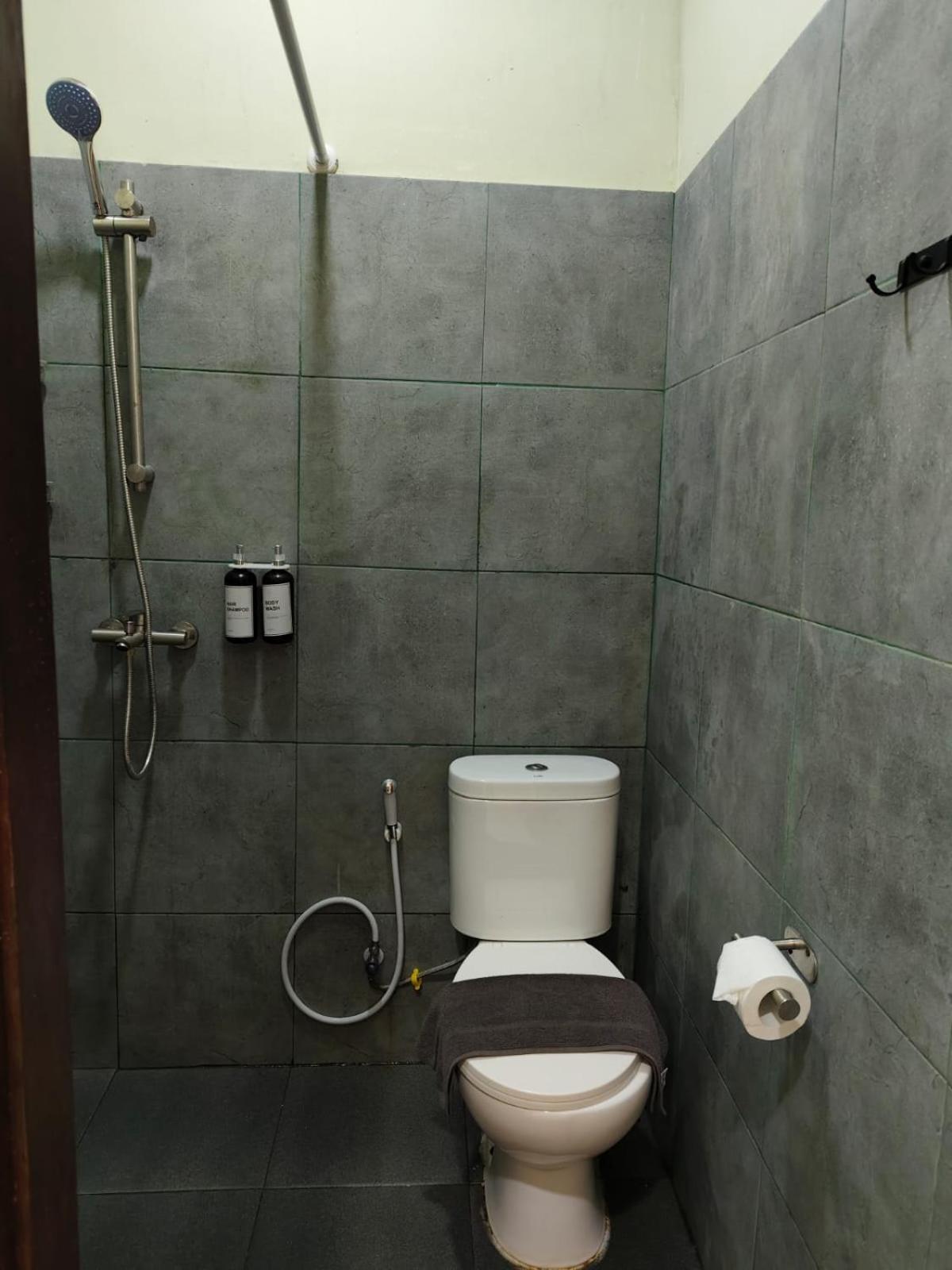 The Pause Guesthouse Улувату Екстер'єр фото